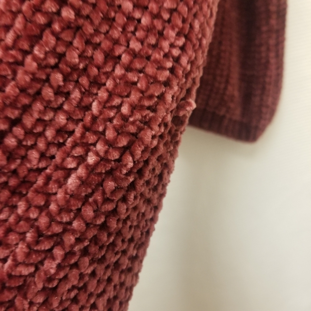 Urban Outfitters Cozy Crop Sweater - Picture 6 of 7